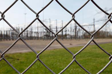 Physical Security Threats and the U.S. Power Grid
